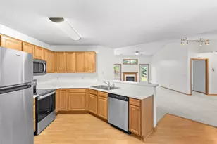 6543 Riverwood Ln, Brooklyn Center, MN 55430 - Photo 6