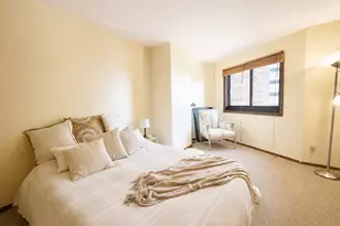 26 10th Street W, Saint Paul, MN 55102 - Photo 10