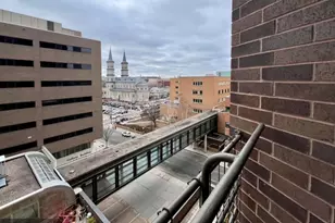 26 10th Street W, Saint Paul, MN 55102 - Photo 20