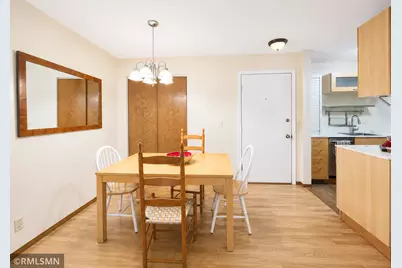 26 10th Street W #607, Saint Paul, MN 55102 - Photo 2