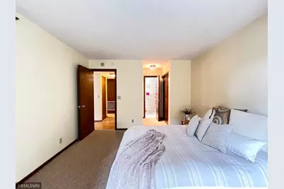 26 10th Street W #607, Saint Paul, MN 55102 - Photo 10