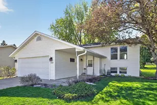 4426 4th St NW, Rochester, MN 55901 - Photo 4
