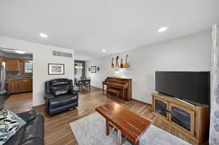 4426 4th St NW, Rochester, MN 55901 - Photo 14