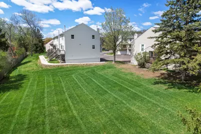 8877 42nd Avenue N, New Hope, MN 55427 - Photo 4
