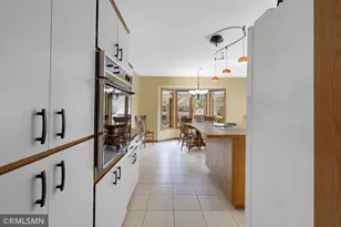 18603 Kristie Ln, Eden Prairie, MN 55346 - Photo 8