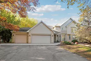 13485 Dahlia Ct, Rosemount, MN 55068 - Photo 2