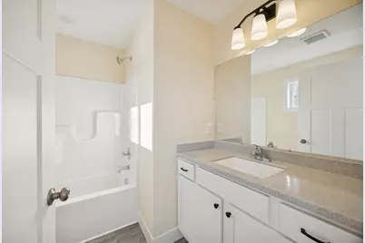2127 James Avenue N, Minneapolis, MN 55411 - Photo 16