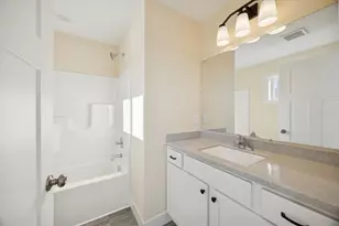 2127 James Ave N, Minneapolis, MN 55411 - Photo 16