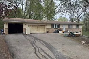 2575 130th St W, Rosemount, MN 55068 - Photo 2