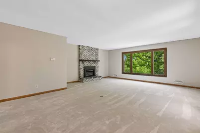 13720 Oakland Drive, Burnsville, MN 55337 - Photo 10