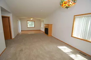 10593 Redwood St NW, Coon Rapids, MN 55433 - Photo 8