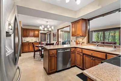 10725 34th Avenue N, Plymouth, MN 55441 - Photo 4