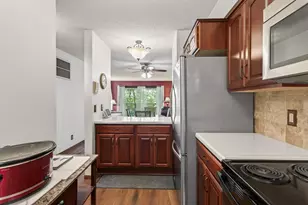 357 Belvidere St E, Saint Paul, MN 55107 - Photo 8