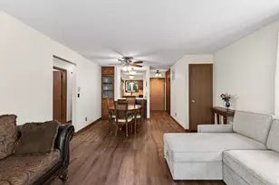 357 Belvidere St E, Saint Paul, MN 55107 - Photo 16