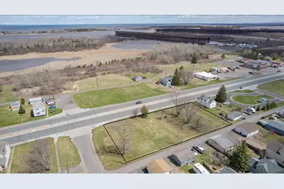 2706 E 2nd Street, Superior, WI 54880 - Photo 2