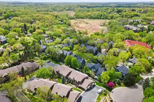 12605 Sherwood Pl, Minnetonka, MN 55305 - Photo 4