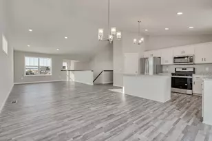 988 Willow Glen Ave, Somerset, WI 54025 - Photo 10