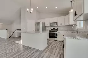 988 Willow Glen Ave, Somerset, WI 54025 - Photo 6