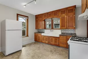 690 James Ave, Saint Paul, MN 55102 - Photo 12