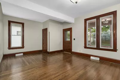 690 James Avenue, Saint Paul, MN 55102 - Photo 4