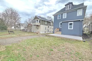 1323 Lincoln Ave, Saint Paul, MN 55105 - Photo 34