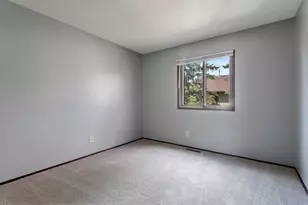6047 72nd Ln N, Brooklyn Park, MN 55429 - Photo 10
