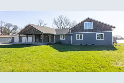 912 S Lafayette Avenue, Fulda, MN 56131 - Photo 2