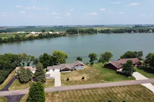 912 S Lafayette Ave, Fulda, MN 56131 - Photo 1