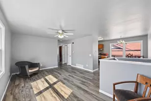 389 Roy Street N, Saint Paul, MN 55104 - Photo 6