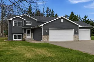 11825 Joneswood Dr, Baxter, MN 56425 - Photo 4