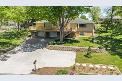 510 W Richway Dr, Albert Lea, MN 56007 - Photo 1