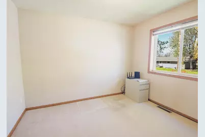 420 32nd Avenue N, Saint Cloud, MN 56303 - Photo 22