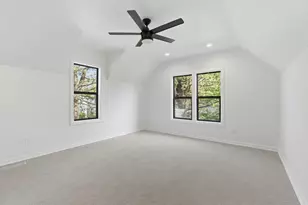 611 3rd St NW, Austin, MN 55912 - Photo 42