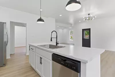 611 3rd Street NW, Austin, MN 55912 - Photo 22