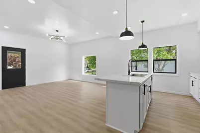 611 3rd Street NW, Austin, MN 55912 - Photo 24