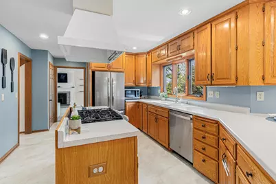 6903 Rosemary Road, Eden Prairie, MN 55346 - Photo 10