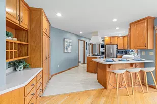6903 Rosemary Rd, Eden Prairie, MN 55346 - Photo 8