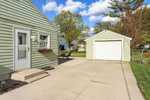 203 16th St SE, Austin, MN 55912 - Photo 18