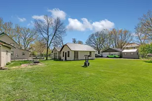 366 Genessee St, Paynesville, MN 56362 - Photo 32
