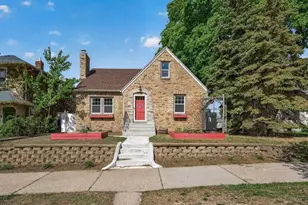 4048 17th Ave S, Minneapolis, MN 55407 - Photo 2