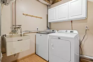 712 Stewart Ave, Saint Paul, MN 55102 - Photo 24