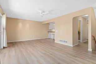 712 Stewart Ave, Saint Paul, MN 55102 - Photo 12
