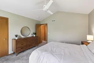 956 Trillium Ct, Eagan, MN 55123 - Photo 26