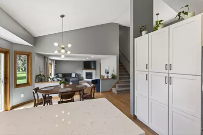 956 Trillium Court, Eagan, MN 55123 - Photo 12