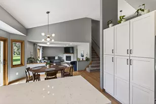 956 Trillium Ct, Eagan, MN 55123 - Photo 12