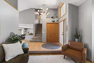 956 Trillium Court, Eagan, MN 55123 - Photo 8