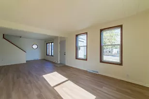 105 Commercial Ave N, Sandstone, MN 55072 - Photo 38