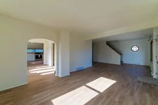 105 Commercial Ave N, Sandstone, MN 55072 - Photo 24
