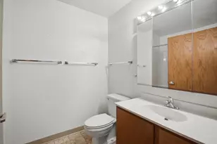 1200 18th Ave NW, Austin, MN 55912 - Photo 20