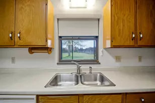 1200 18th Ave NW, Austin, MN 55912 - Photo 10